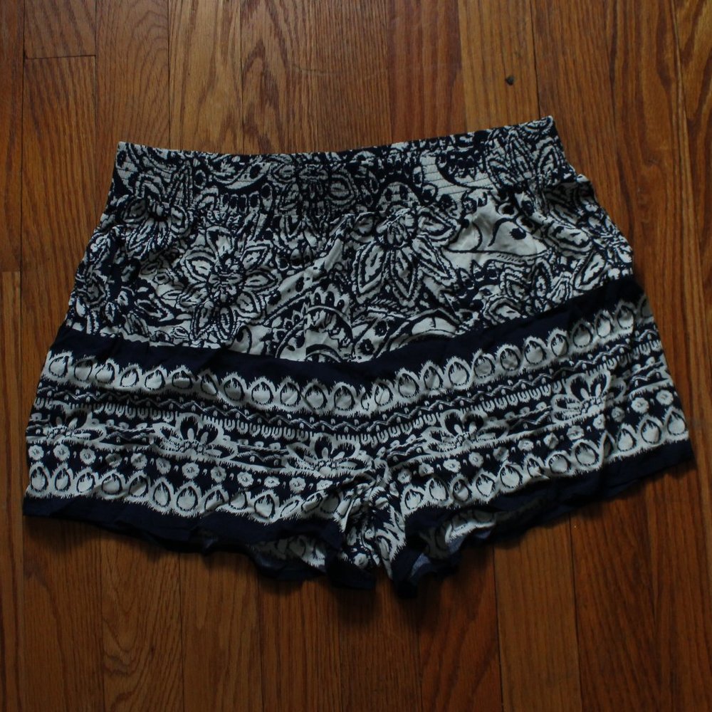 Sweet Journey Print Shorts